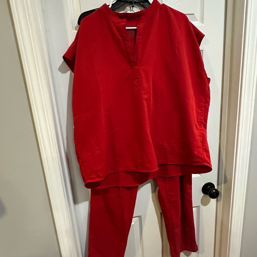 Figs Red Women's Pants & Jumpsuit Set